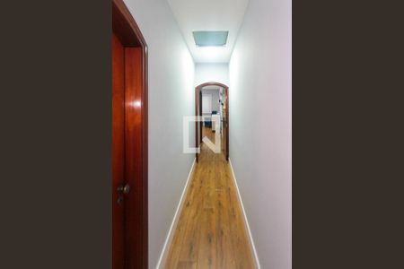 Corredor de casa à venda com 3 quartos, 240m² em Vila Formosa, São Paulo