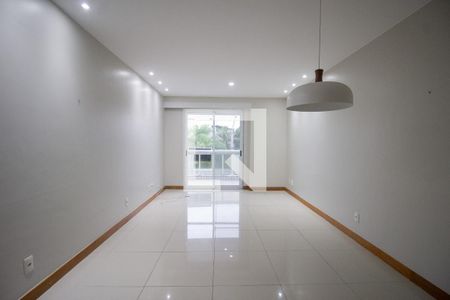 Sala de apartamento à venda com 3 quartos, 106m² em Recreio dos Bandeirantes, Rio de Janeiro