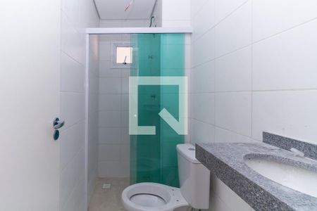 Banheiro de apartamento para alugar com 1 quarto, 38m² em Q.ta da Paineira, São Paulo