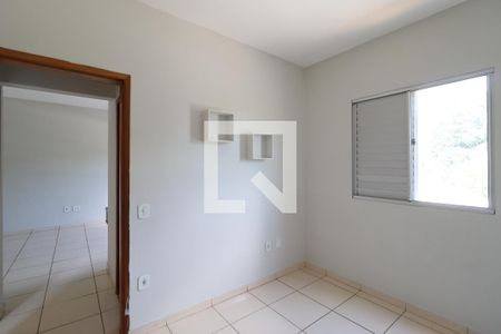 Quarto 1 de apartamento para alugar com 2 quartos, 55m² em Chácaras Tubalina E Quartel, Uberlândia