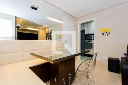 Sala de apartamento à venda com 2 quartos, 62m² em Vila Leonor, Guarulhos