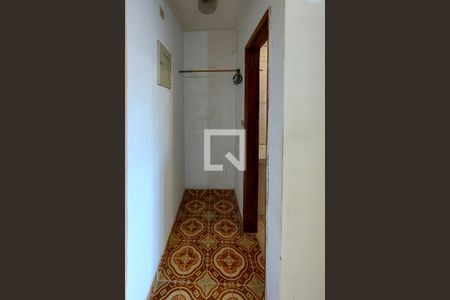 Detalhe de kitnet/studio para alugar com 0 quarto, 32m² em Canto do Forte, Praia Grande