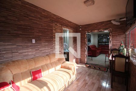 Sala 2 de casa à venda com 6 quartos, 200m² em Mathias Velho, Canoas