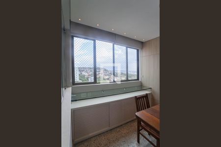 Sala  de apartamento à venda com 4 quartos, 160m² em Ouro Preto, Belo Horizonte