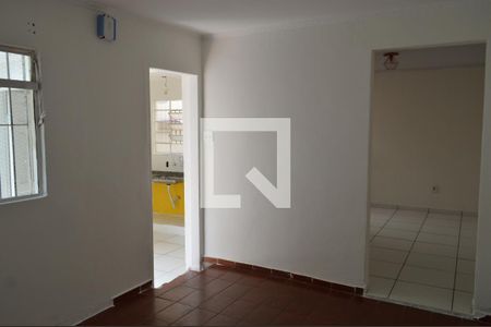 Sala de casa para alugar com 1 quarto, 60m² em Vila Antonieta, São Paulo