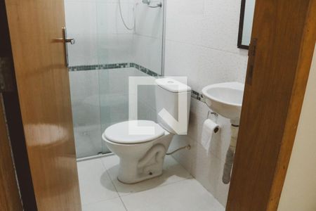 Banheiro de apartamento para alugar com 1 quarto, 55m² em Vila Guilherme, São Paulo