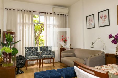 Apartamento à venda com 65m², 2 quartos e 1 vagaSala