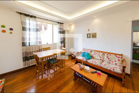 Sala de apartamento para alugar com 3 quartos, 78m² em Alto Caiçaras, Belo Horizonte