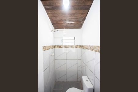 Banheiro de casa para alugar com 1 quarto, 30m² em Vila Nogueira, Diadema