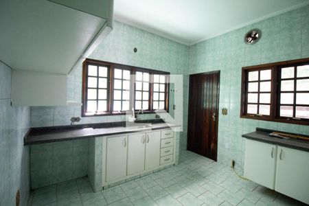 Cozinha de casa para alugar com 3 quartos, 140m² em Parque Savoi City, São Paulo