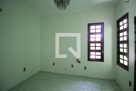 Sala de casa para alugar com 3 quartos, 140m² em Parque Savoi City, São Paulo