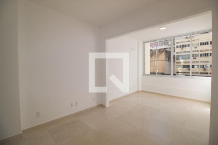 Sala/Quarto de apartamento para alugar com 1 quarto, 45m² em Leme, Rio de Janeiro