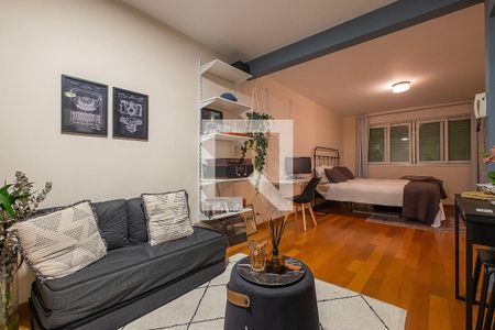 Sala/Cozinha de apartamento para alugar com 1 quarto, 43m² em Cerqueira César, São Paulo