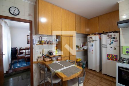 Casa à venda com 157m², 3 quartos e 3 vagas Casa à venda com 157m², 3 quartos e 3 vagasCozinha