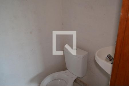 Lavabo de casa para alugar com 1 quarto, 60m² em Jardim Santa Teresinha, São Paulo