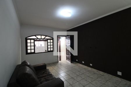 Sala de casa para alugar com 3 quartos, 116m² em Jardim Cristal, São Paulo