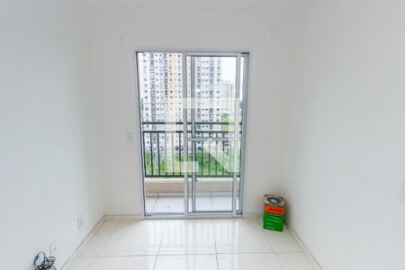 Sala de apartamento para alugar com 2 quartos, 50m² em Parada de Lucas, Rio de Janeiro