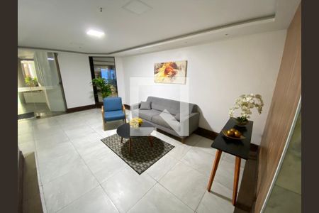 Apartamento à venda com 50m², 2 quartos e 1 vaga Apartamento à venda com 50m², 2 quartos e 1 vagaHall social