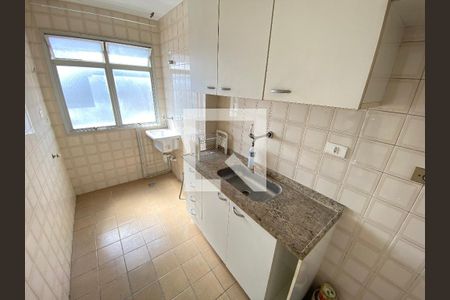 Apartamento à venda com 50m², 2 quartos e 1 vaga Apartamento à venda com 50m², 2 quartos e 1 vagaCozinha e Área de Serviço