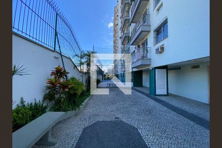 Apartamento à venda com 50m², 2 quartos e 1 vaga Apartamento à venda com 50m², 2 quartos e 1 vagaÁrea comum - Playground