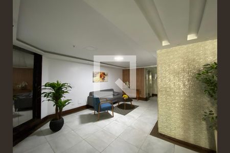 Apartamento à venda com 50m², 2 quartos e 1 vaga Apartamento à venda com 50m², 2 quartos e 1 vagaHall social