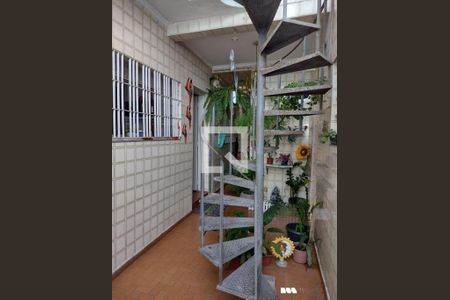 Casa à venda com 2 quartos, 110m² em Vila Santo Estevão, São Paulo