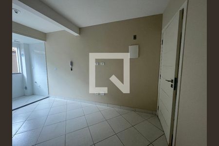 Sala e Cozinha de apartamento para alugar com 2 quartos, 44m² em Jardim Coimbra, São Paulo