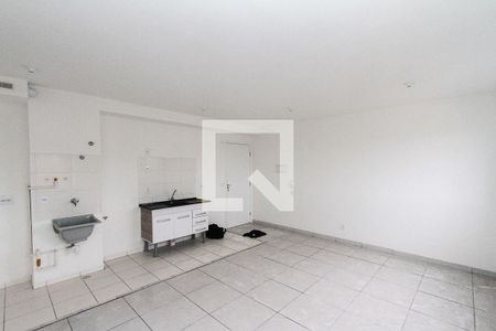 Sala de apartamento para alugar com 1 quarto, 40m² em Sítio da Figueira, São Paulo