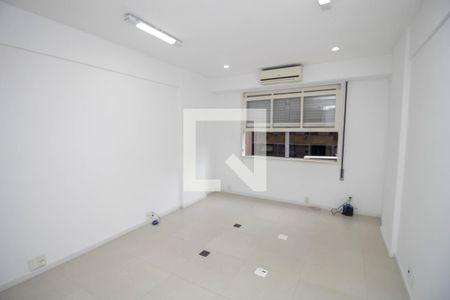 Quarto de kitnet/studio à venda com 1 quarto, 28m² em Centro, Rio de Janeiro