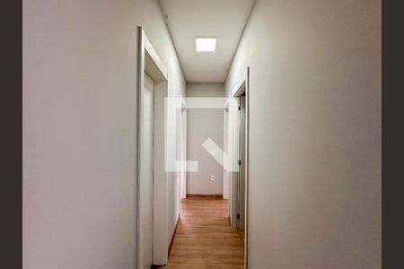 Corredor  de apartamento para alugar com 3 quartos, 71m² em Santo Amaro, São Paulo