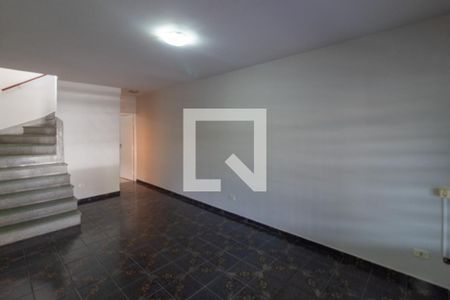 Sala de casa para alugar com 3 quartos, 160m² em Jardim Ernestina, São Paulo