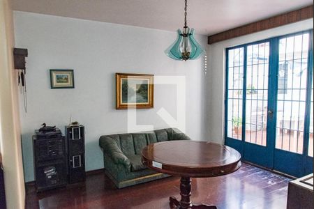 Sala de casa para alugar com 5 quartos, 240m² em Vila Mariana, São Paulo