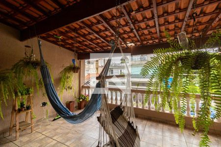 varanda de casa para alugar com 3 quartos, 120m² em Vila Nhocuné, São Paulo