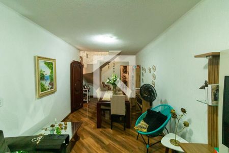 Sala de casa para alugar com 3 quartos, 120m² em Vila Nhocuné, São Paulo