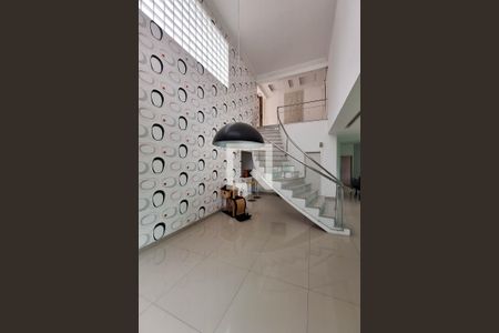Sala de casa de condomínio à venda com 5 quartos, 530m² em Charitas, Niterói