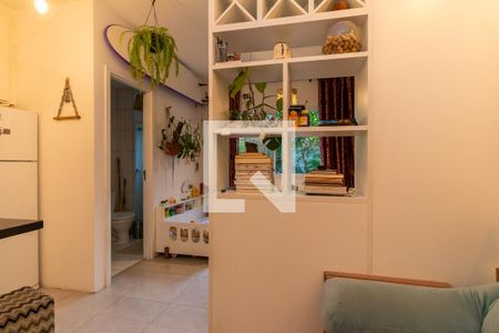 Sala de kitnet/studio para alugar com 1 quarto, 25m² em Vila Campanela, São Paulo