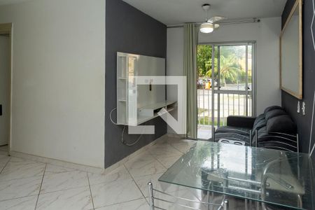 Sala de Estar / Jantar de apartamento à venda com 2 quartos, 52m² em Taquara, Rio de Janeiro