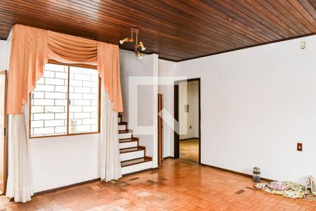 Sala de casa à venda com 4 quartos, 250m² em Jardim Itu Sabará, Porto Alegre
