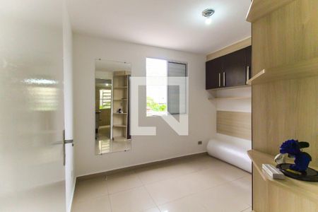 Quarto 2 de apartamento para alugar com 2 quartos, 42m² em Parque Santa Rita, São Paulo