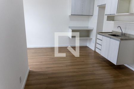 Sala de apartamento para alugar com 2 quartos, 42m² em Presidente Altino, Osasco