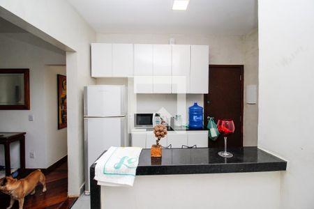 Cozinha de apartamento à venda com 3 quartos, 97m² em Santo Antônio, Belo Horizonte