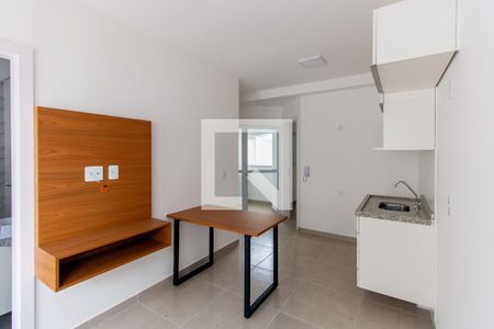 Sala/Cozinha de apartamento à venda com 2 quartos, 43m² em Vila Graciosa, São Paulo