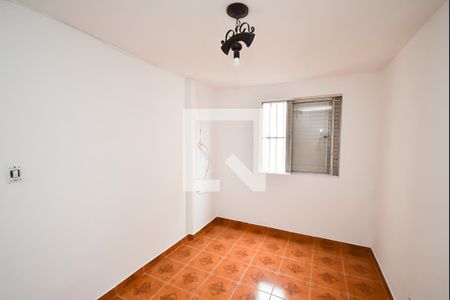 Quarto 1 de apartamento para alugar com 2 quartos, 50m² em Jardim Andarai, São Paulo