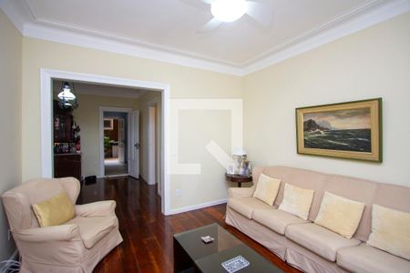Sala 1 de casa à venda com 6 quartos, 200m² em Icaraí, Niterói