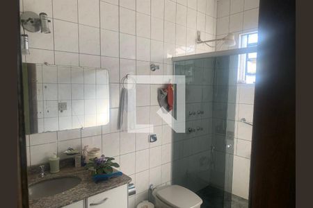 Banheiro da Casa II de casa à venda com 6 quartos, 250m² em Padre Eustáquio, Belo Horizonte