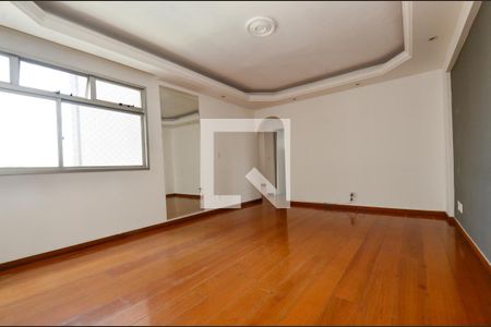 Sala de apartamento para alugar com 3 quartos, 90m² em Vila Suzana, Belo Horizonte