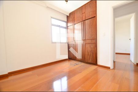 Quarto2 de apartamento para alugar com 3 quartos, 90m² em Vila Suzana, Belo Horizonte