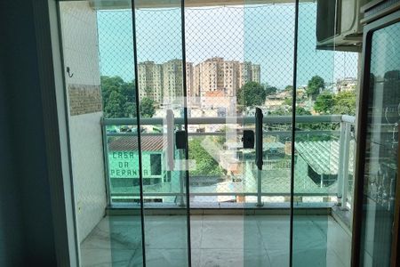 Varanda de apartamento para alugar com 2 quartos, 65m² em Jardim Vinte E Cinco de Agosto, Duque de Caxias