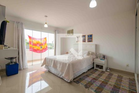 Suíte de casa de condomínio à venda com 3 quartos, 250m² em Vargem Grande, Rio de Janeiro