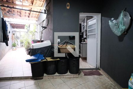 Área de serviço de casa à venda com 3 quartos, 150m² em Parque Císper, São Paulo